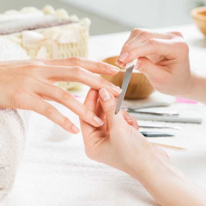 Manicure detail
